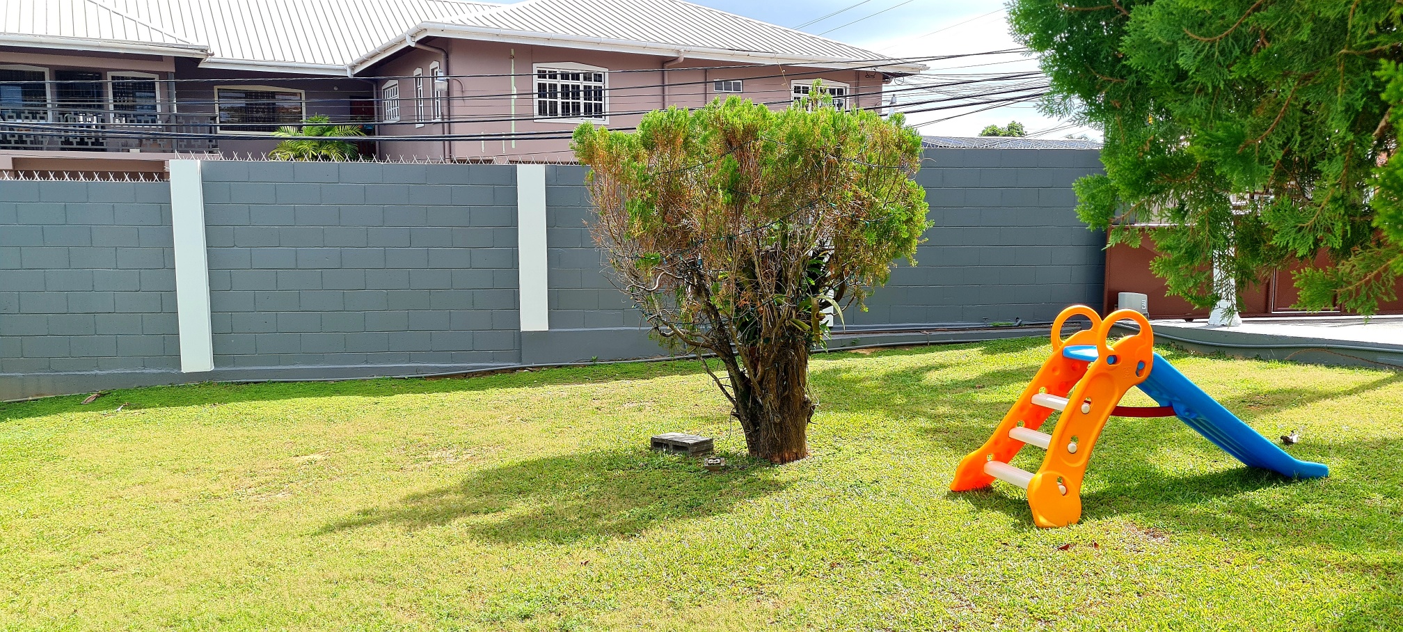 HOUSE FOR SALE