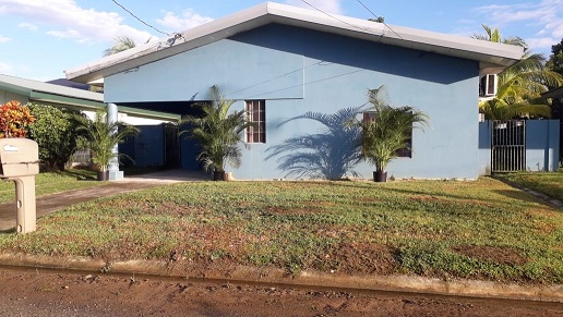 3 Bedroom House - Ascot Garden..