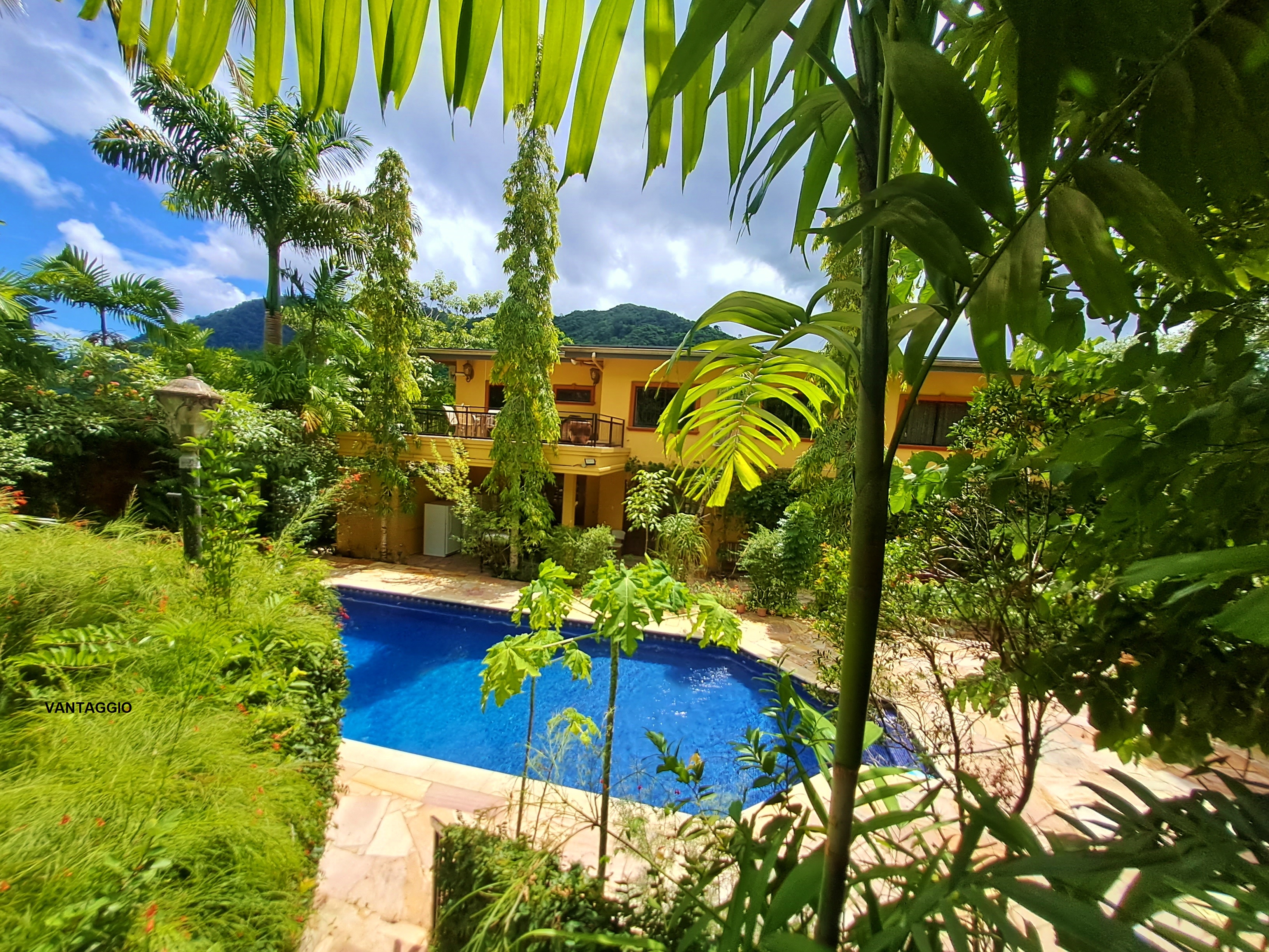 Maraval House For Sale (Fit Fo..