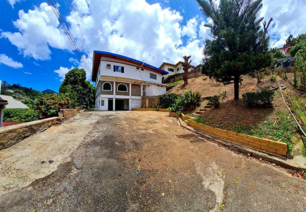 HOUSE FOR SALE