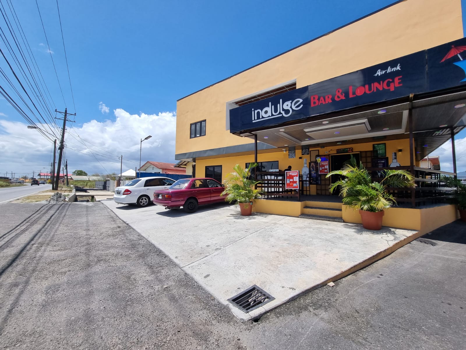 Commercial Space for rent Kell..