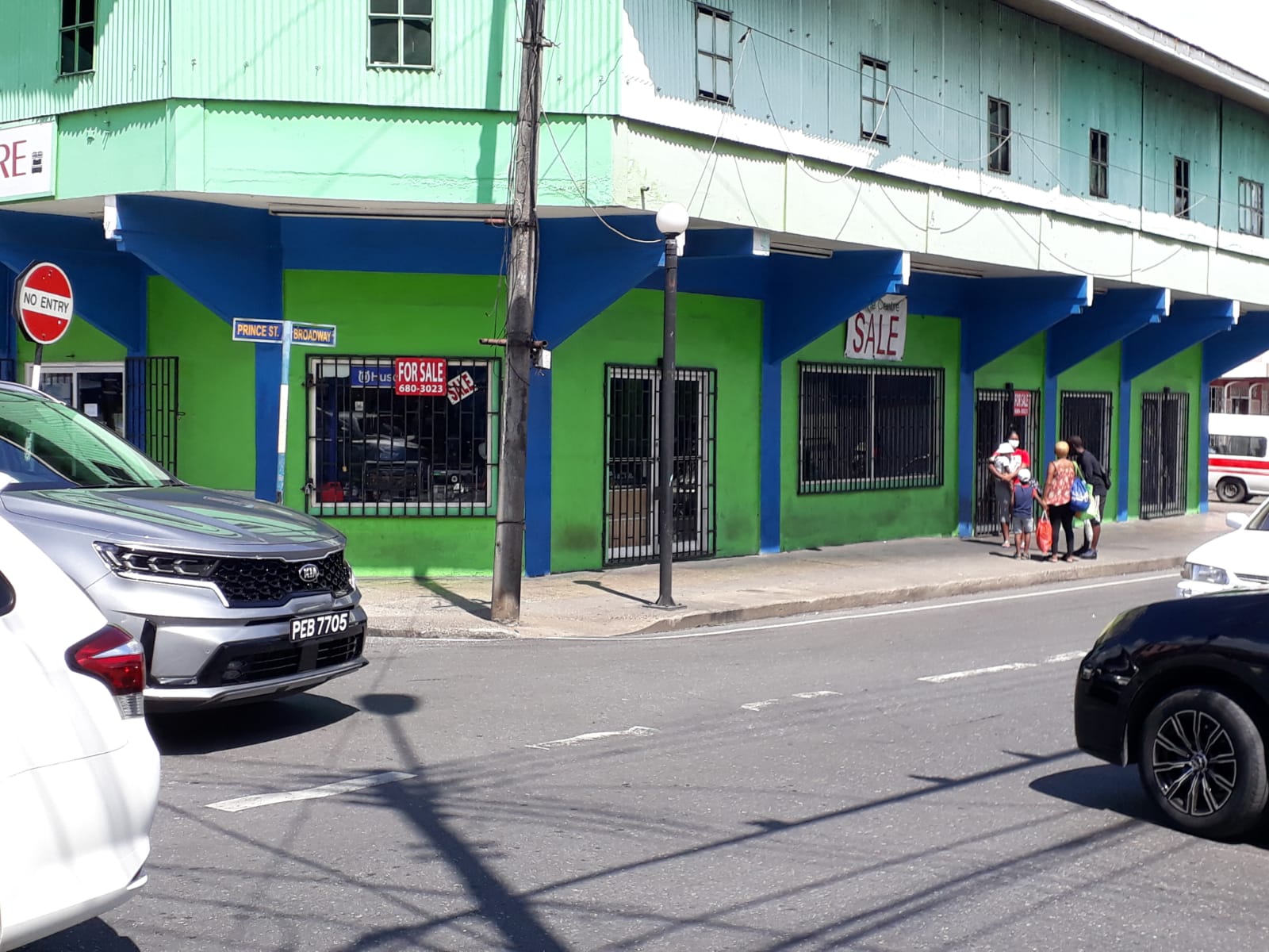 Broadway & Prince Street, Arim..
